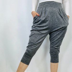 FOREVER 21 Crop Leggings